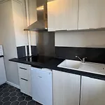 Apartman Avec Parking Pres De La - Fr-1-487-353 Varaville